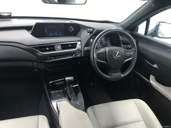 Lexus UX 2022 382388739