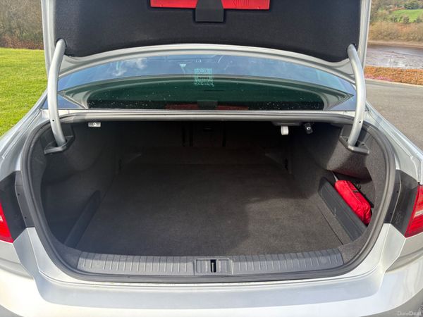 2017 Volkswagen Passat 2.0TDI 150bhp Highline 382390109