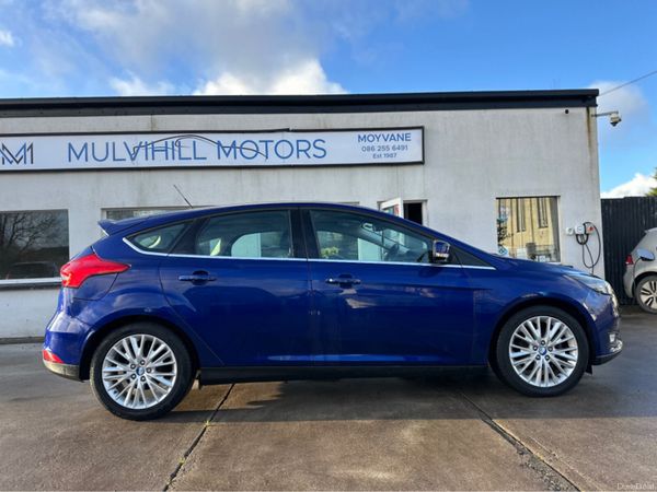 Ford Focus ZETEC 5DR 1.5 TD 95PS 6SPEED 4DR 382398565