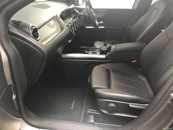 Mercedes-Benz B-Class 2019 382301743