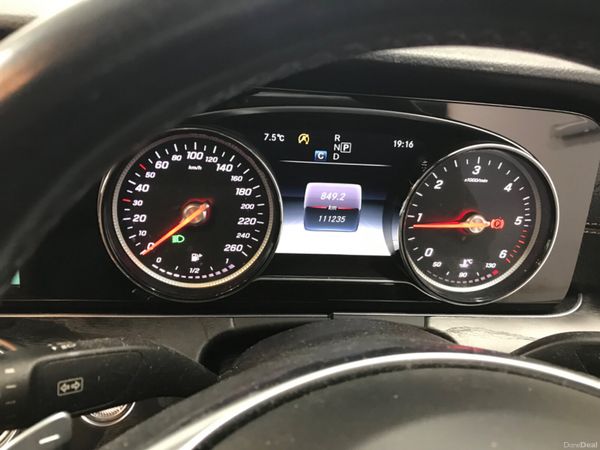 Mercedes-Benz E-Class 2018 382302027