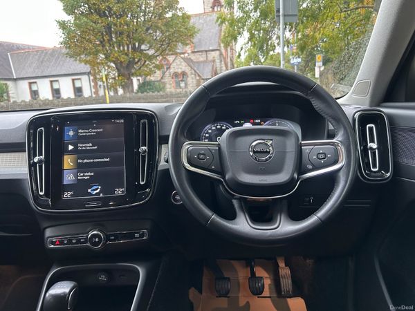 2019 VOLVO XC40 DIESEL SAT NAV NCT JANUARY 2027 382314237