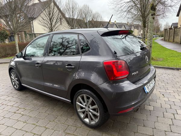 Volkswagen Polo 2016 AUTOMATIC Lounge Model!!! 382316427
