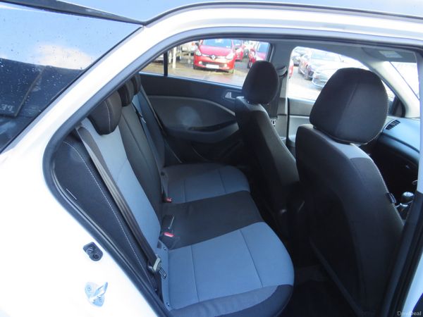 Hyundai i20 2015 5DR PETROL BARGAIN BUY 382317647