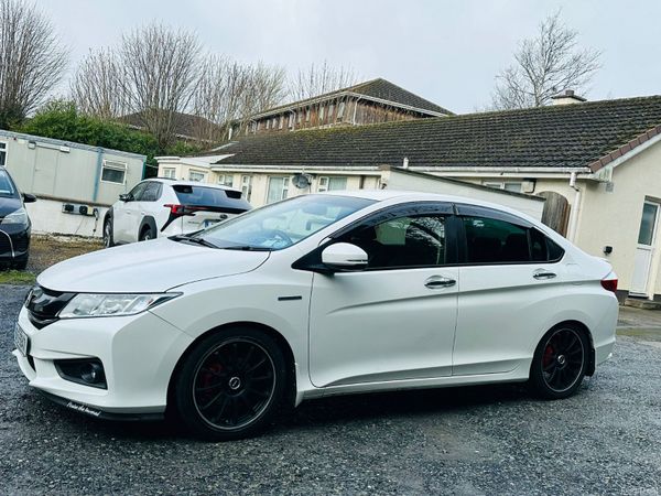 HONDA GRACE/CIVIC 2016 TOPSPECS 98,000 KM 382329437