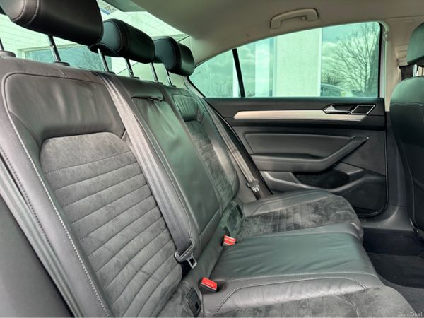 Volkswagen Passat HIGHLINE 1.6 TDI MANUAL 6SPEED F 382333533