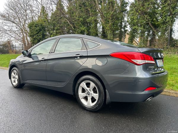 Hyundai i40 2013(NCT 01/27. TAX 06/26) 382453721