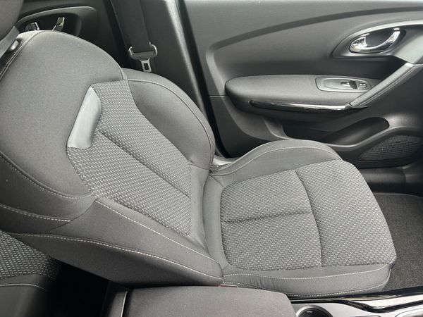 Renault Kadjar 2018(NCT 06/27 TAX 06/26) 382455491