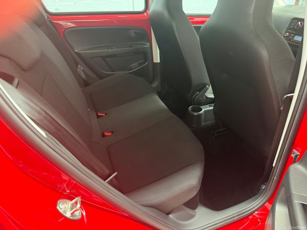 Volkswagen up! 2015 382463543