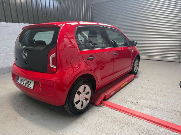 Volkswagen up! 2015 382463533