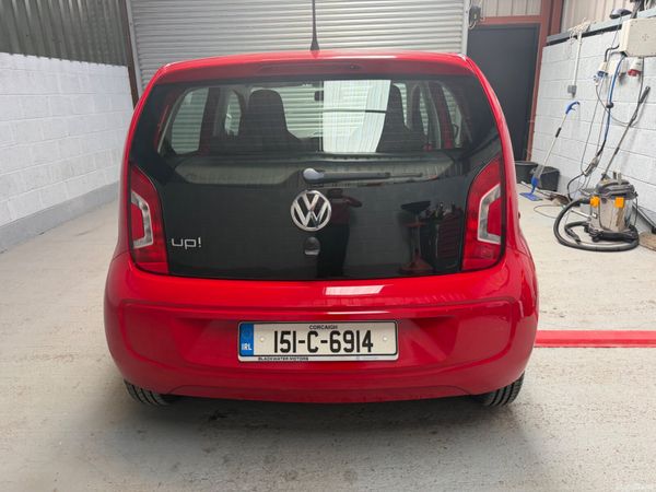 Volkswagen up! 2015 382463535