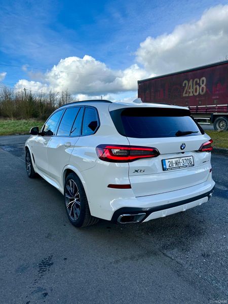 BMW X5 2021 45e  M Sport 3.0L Petrol Hybrid 382472317
