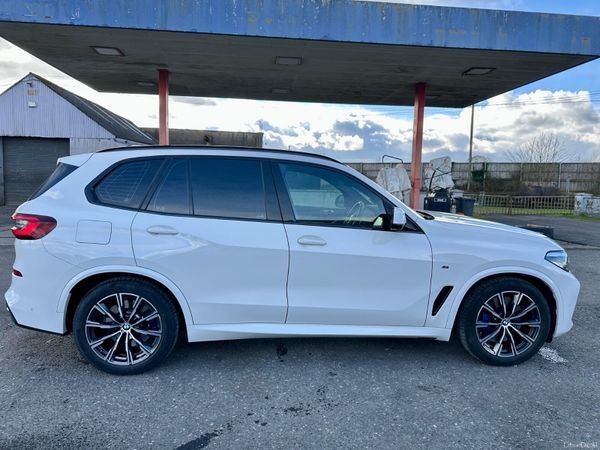 BMW X5 2021 45e  M Sport 3.0L Petrol Hybrid 382472327