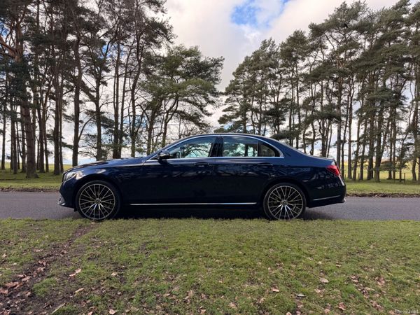 Mercedes-Benz E-Class 2019 382479371