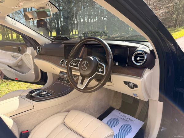 Mercedes-Benz E-Class 2019 382479389