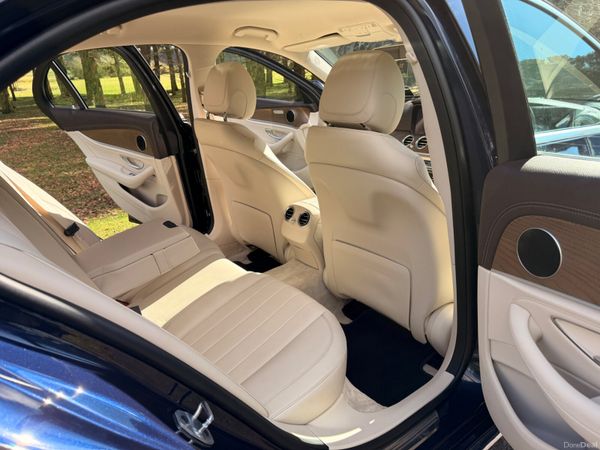 Mercedes-Benz E-Class 2019 382479393