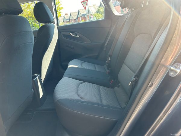 2020 HYUNDAI i30 PETROL NCT JANUARY 2028 382484887