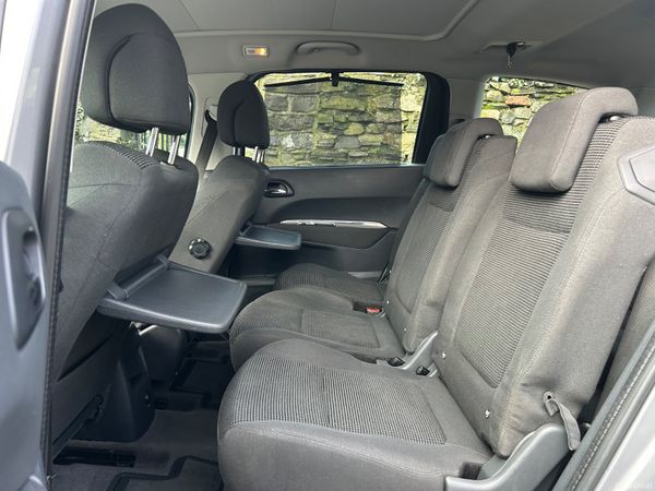 2017 PEUGEOT 5008 AVTIVE PANORAMIC ROOF 382496001