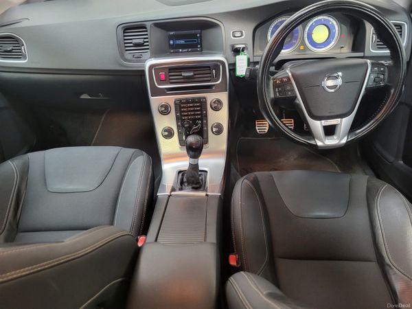 12 VOLVO S60 1.6D2 115 R-DESIGN - 382402881