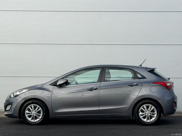 Hyundai i30 *Delux *NewNCT 382408101