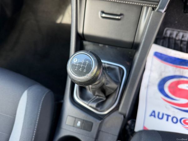 Toyota Auris Luna 1.4 D4D 382415697