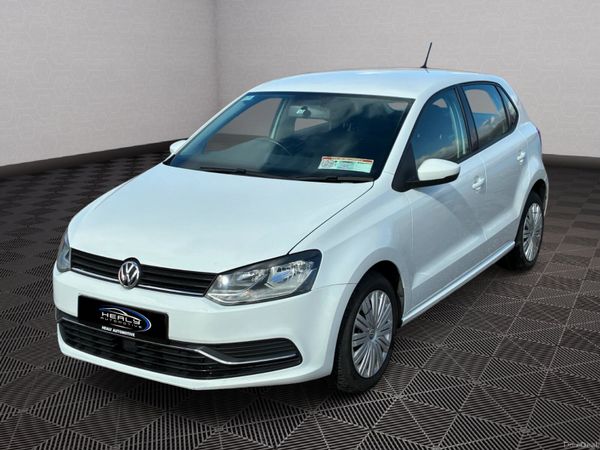 Volkswagen Polo Automatic - Reverse camera ! 382427549