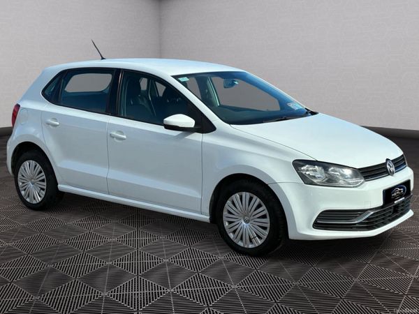 Volkswagen Polo Automatic - Reverse camera ! 382427555
