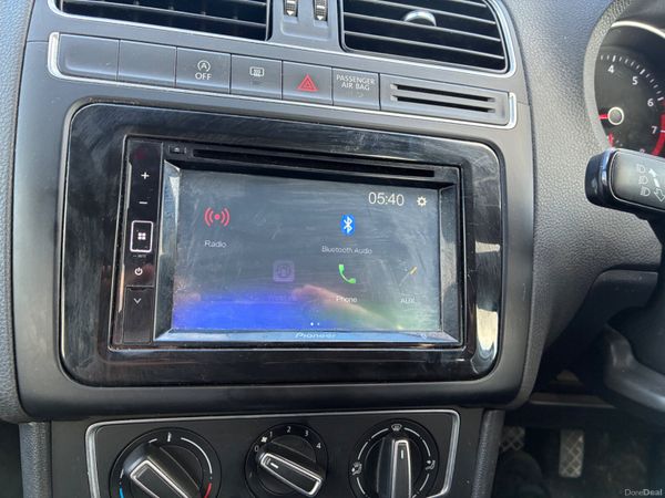 Volkswagen Polo Automatic - Reverse camera ! 382427557