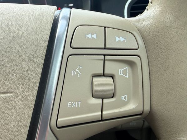 Immaculate 152 Volvo XC60 Auto! 382434759