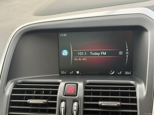 Immaculate 152 Volvo XC60 Auto! 382434761