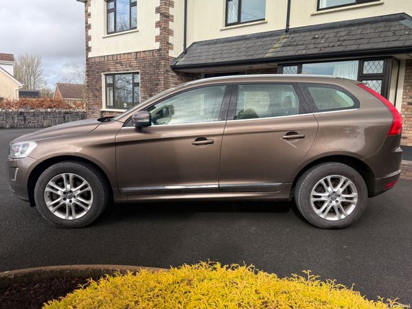 Immaculate 152 Volvo XC60 Auto! 382434737