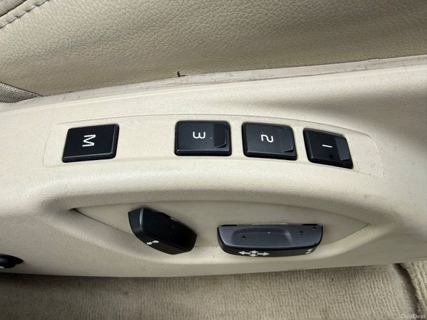 Immaculate 152 Volvo XC60 Auto! 382434839