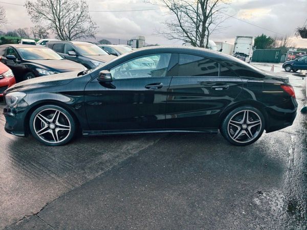 Mercedes-Benz CLA 200d Sport 382436071