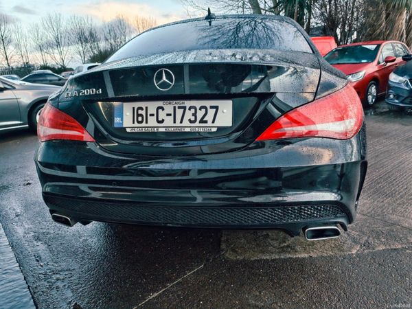 Mercedes-Benz CLA 200d Sport 382436075