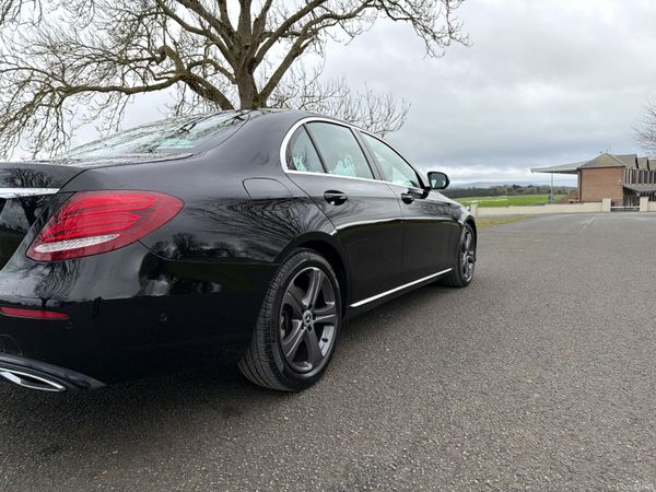 Mercedes-Benz E-Class 2019  Premium Low Mileage 382547071