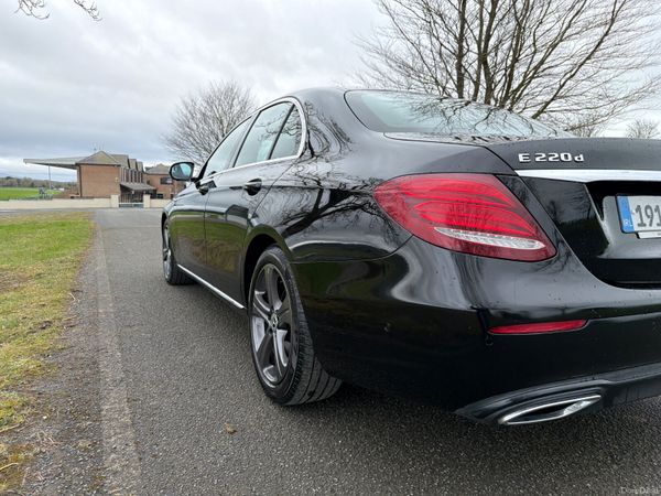 Mercedes-Benz E-Class 2019  Premium Low Mileage 382547073
