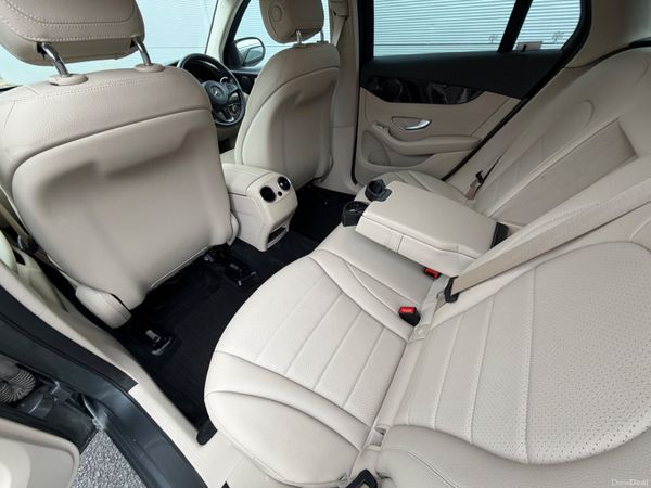 Mercedes GLC220d 4Matic AMG line 382547737