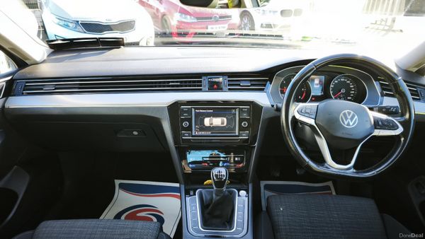 2022 Volkswagen Passat 1 Warranty AA Aprroved 382547851