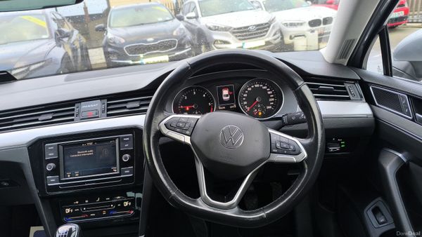 2022 Volkswagen Passat 1 Warranty AA Aprroved 382547859