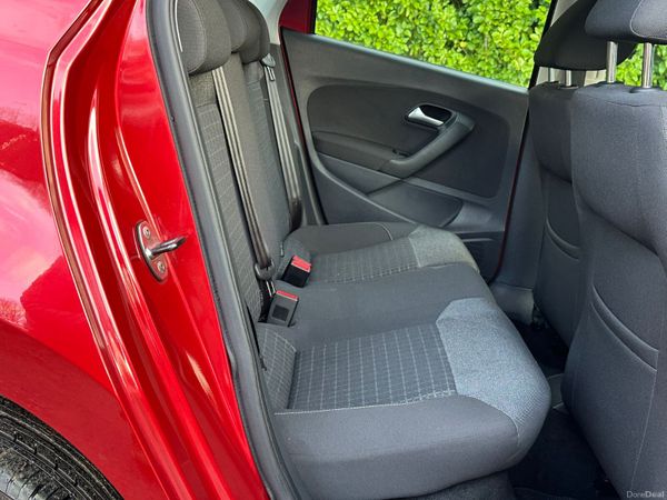 VW POLO 2015 1.2 AUTOMATIC HIGH SPEC 11K MILES 382521599