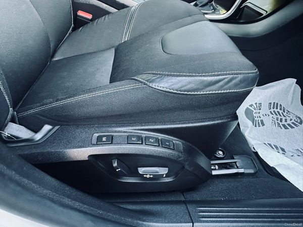 VOLVO V40 2017 2.0DIESEL D4 EDITION 382523547