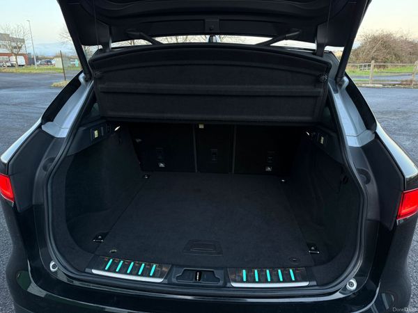 2016 Jaguar F-Pace 2.0 Diesel Prestige Auto 4wd 382529609