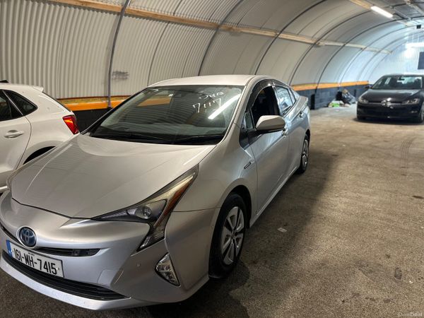 Toyota Prius 2016 382657095