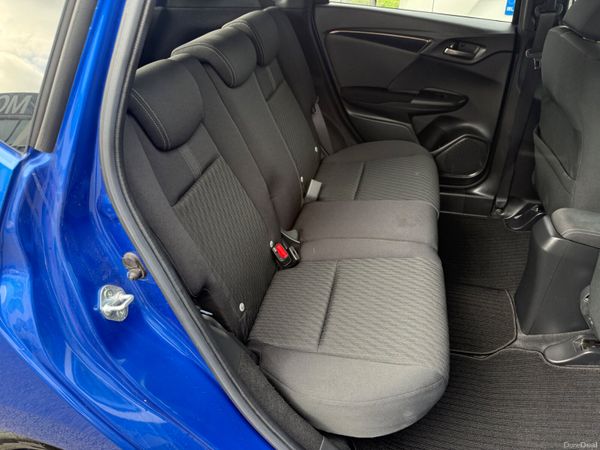 2018!Honda JAZZ/Fit 1.5 Hybrid Automatic 382663181