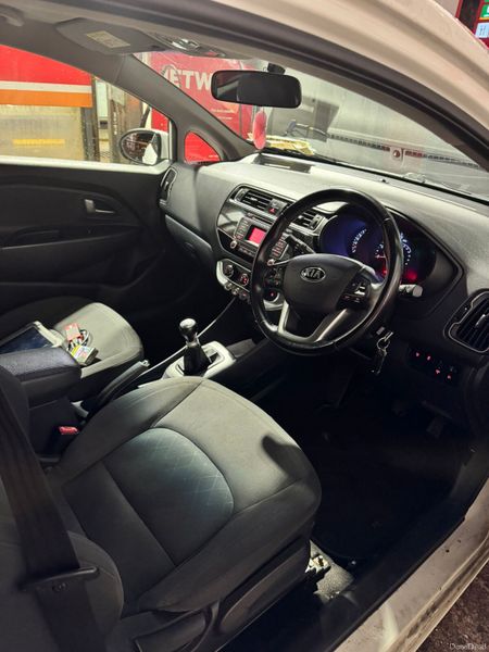 Kia Rio 2015 382675439