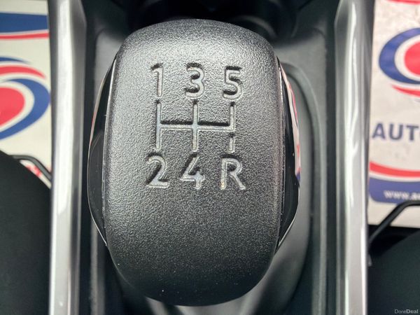 Peugeot 2008 2018 PureTech 1.2 Low Mileage 382682383