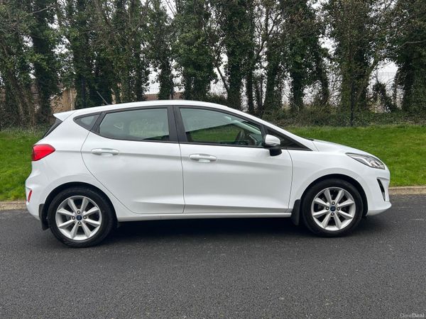 Ford Fiesta 2018 ( NCT 01/28) 382699475