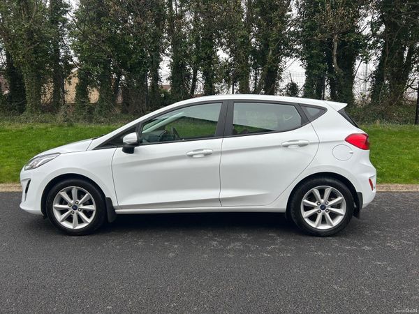 Ford Fiesta 2018 ( NCT 01/28) 382699505