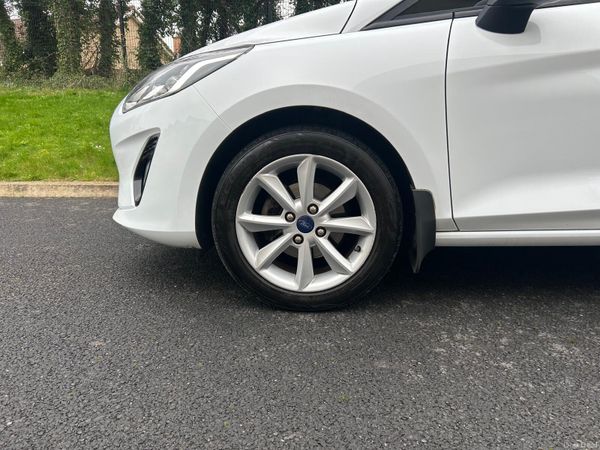 Ford Fiesta 2018 ( NCT 01/28) 382699507