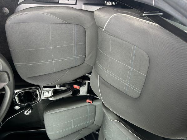 Ford Fiesta 2018 ( NCT 01/28) 382699525